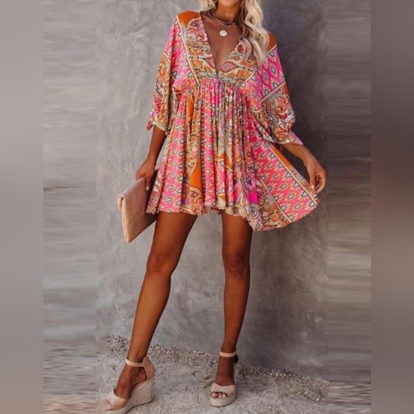 💐NEW!  V-Neck Tribal Print Ruched Swing Dress - Picture 2 of 12